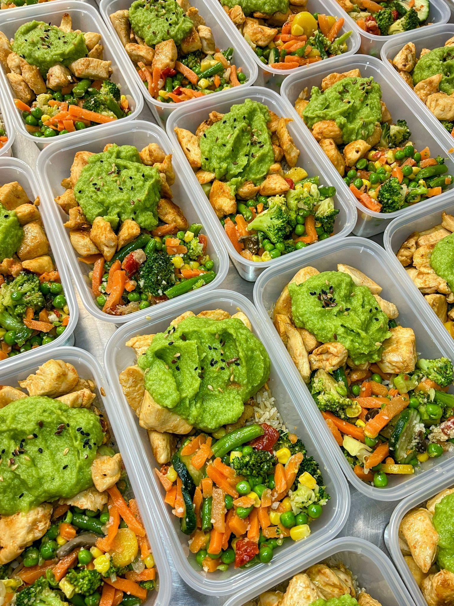 Chicken Strips with Broccoli Cream, Quinoa, and Mixed Roasted Vegetables -350g 