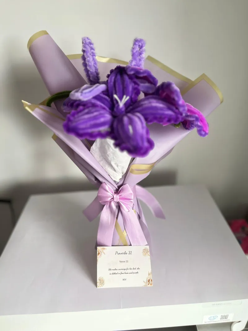 Grace & Dignity Arrangement