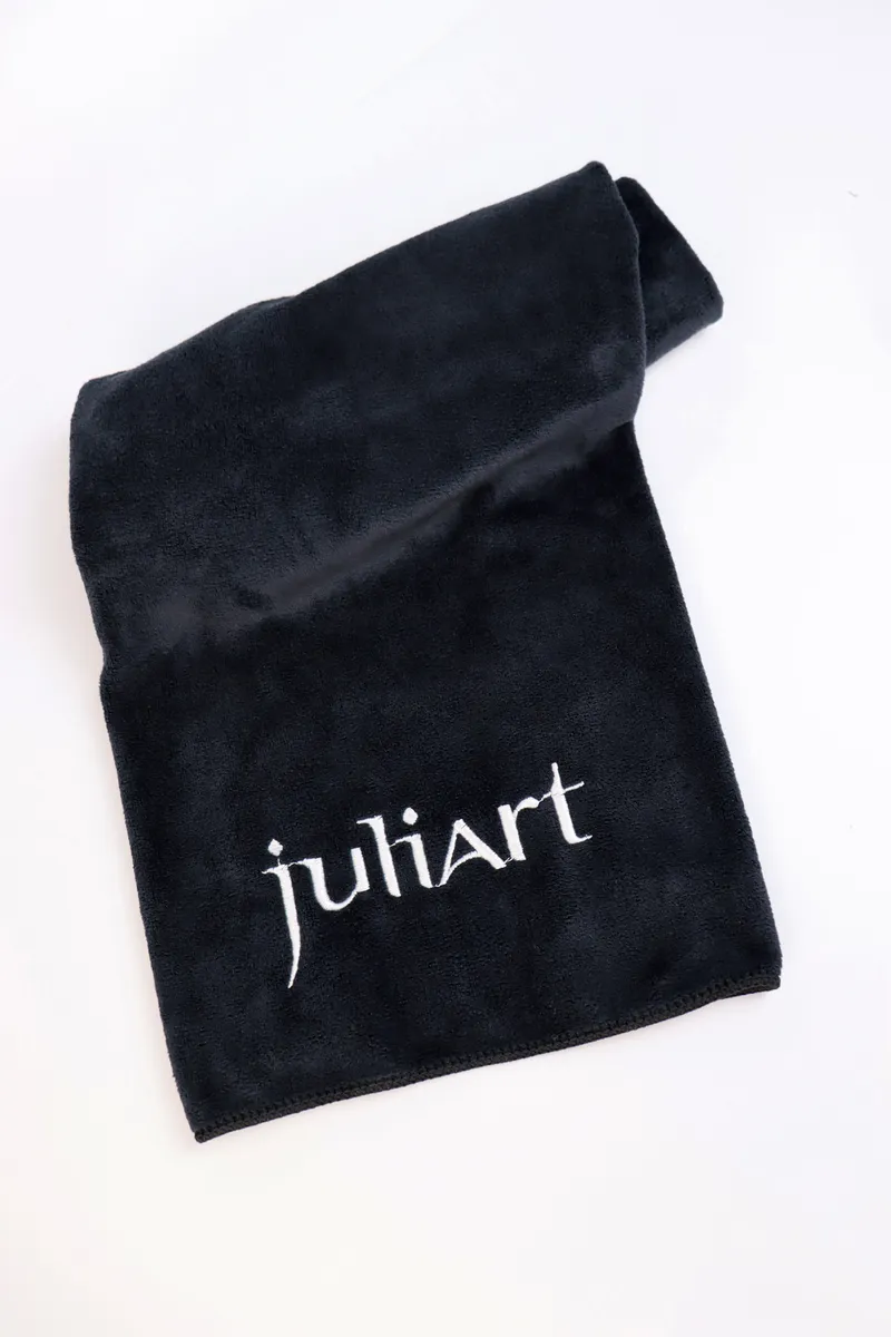 juliArt Logo Towel