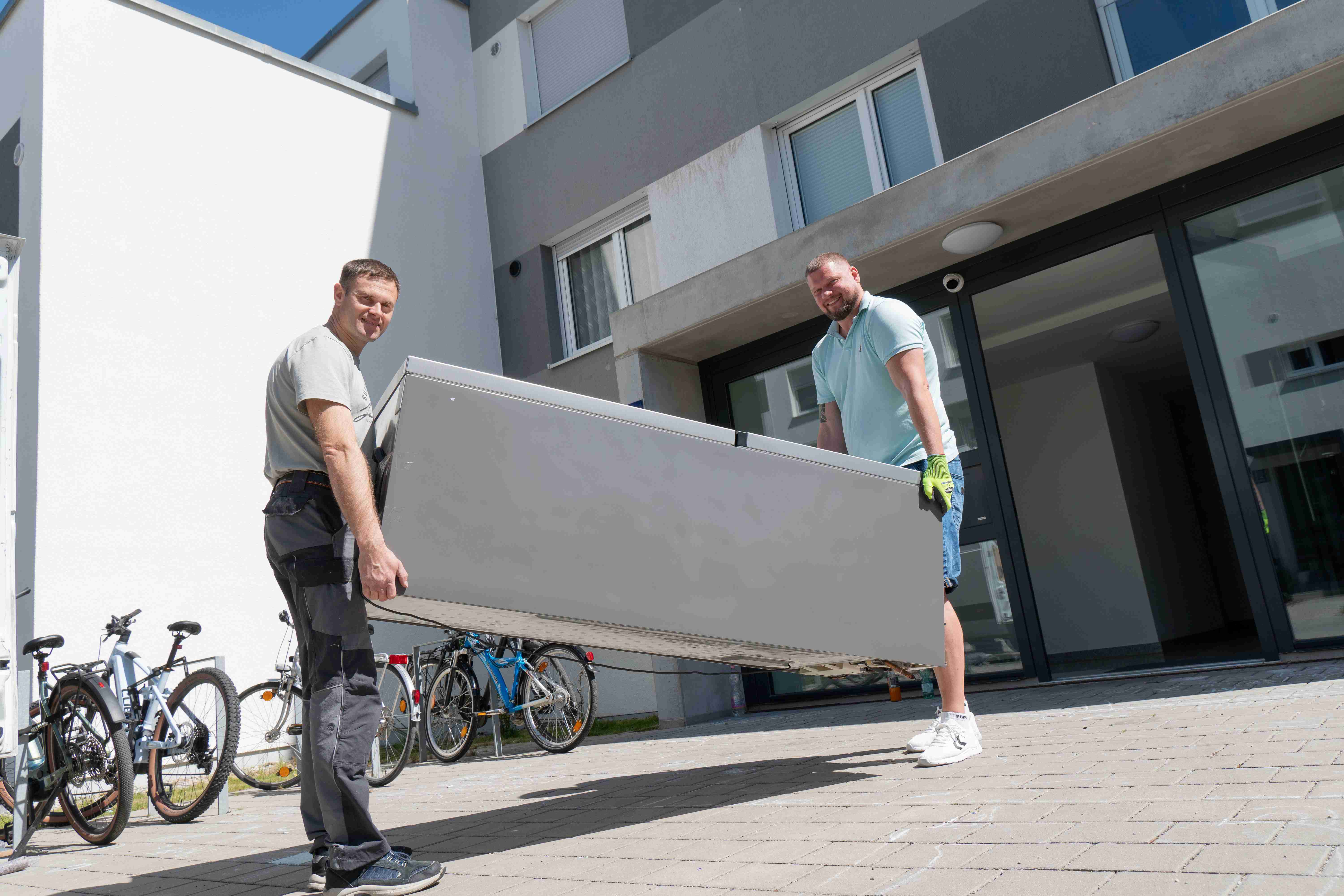 Möbel werden sicher verpackt