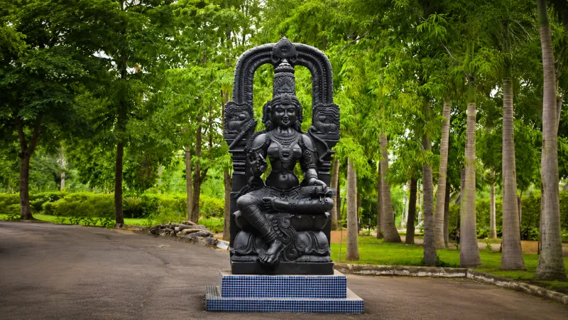 What is a Dakini? How They Can Support Your Spiritual Growth and Practice