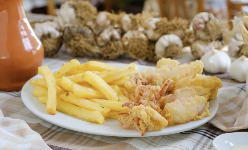 Fresh baby kalamari – fried