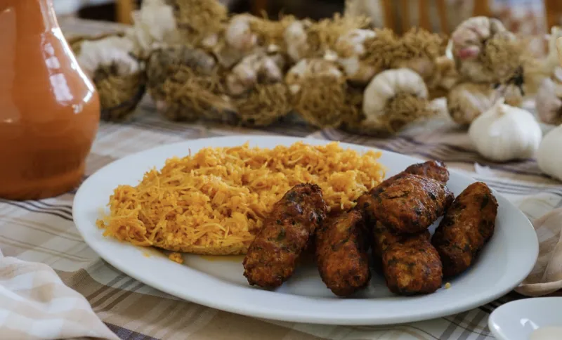Keftedes – traditional pork meatballs (5 pieces)