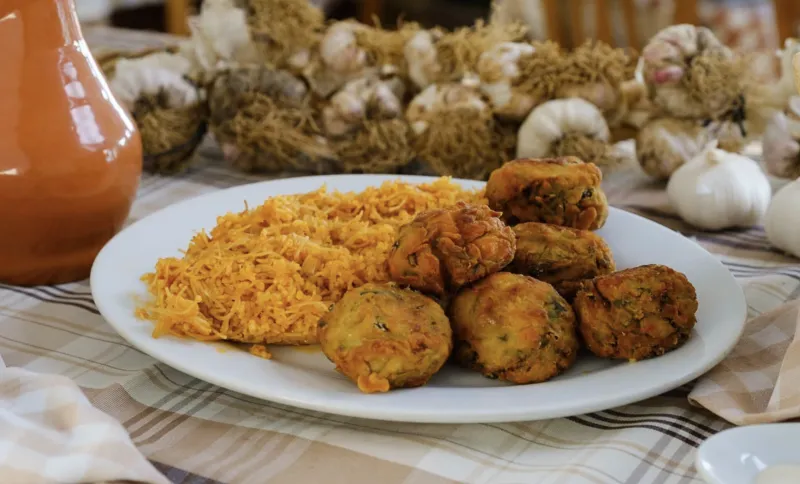 Vegetable balls with bulgur