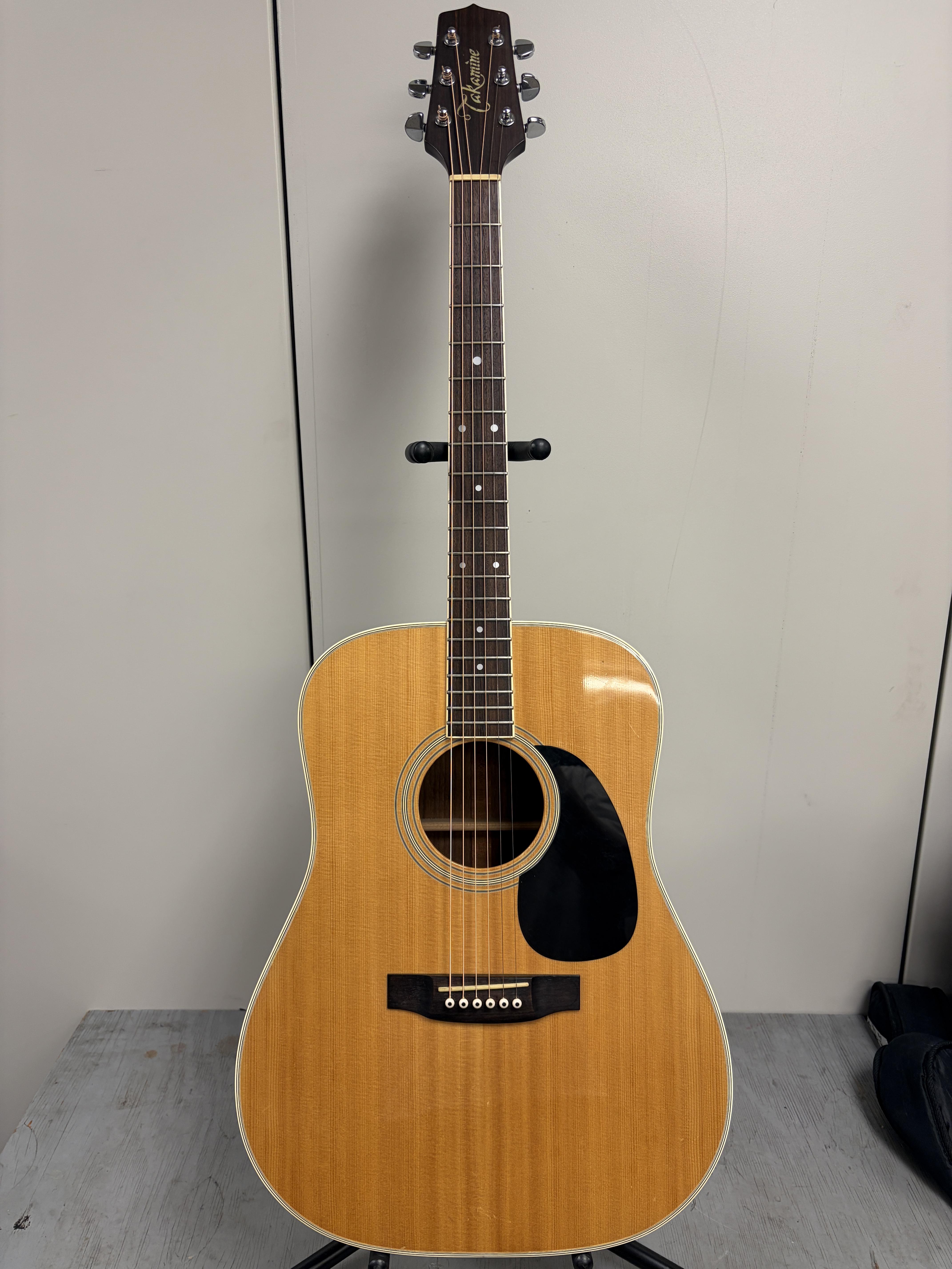 Takamine F360S Dreadnaught Guitar