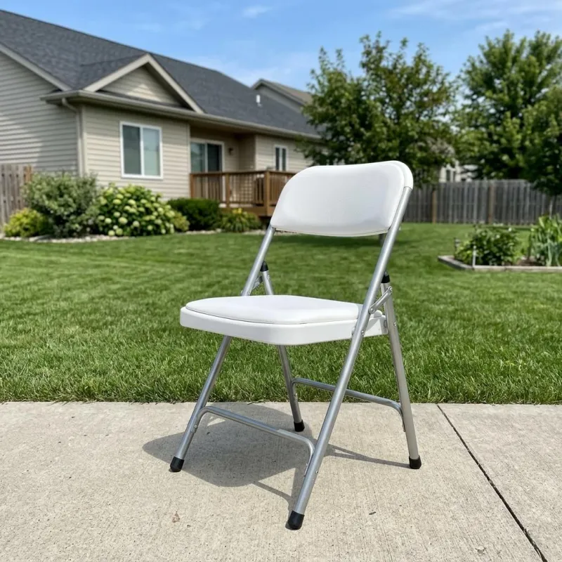 Regular Chair White resin padded
