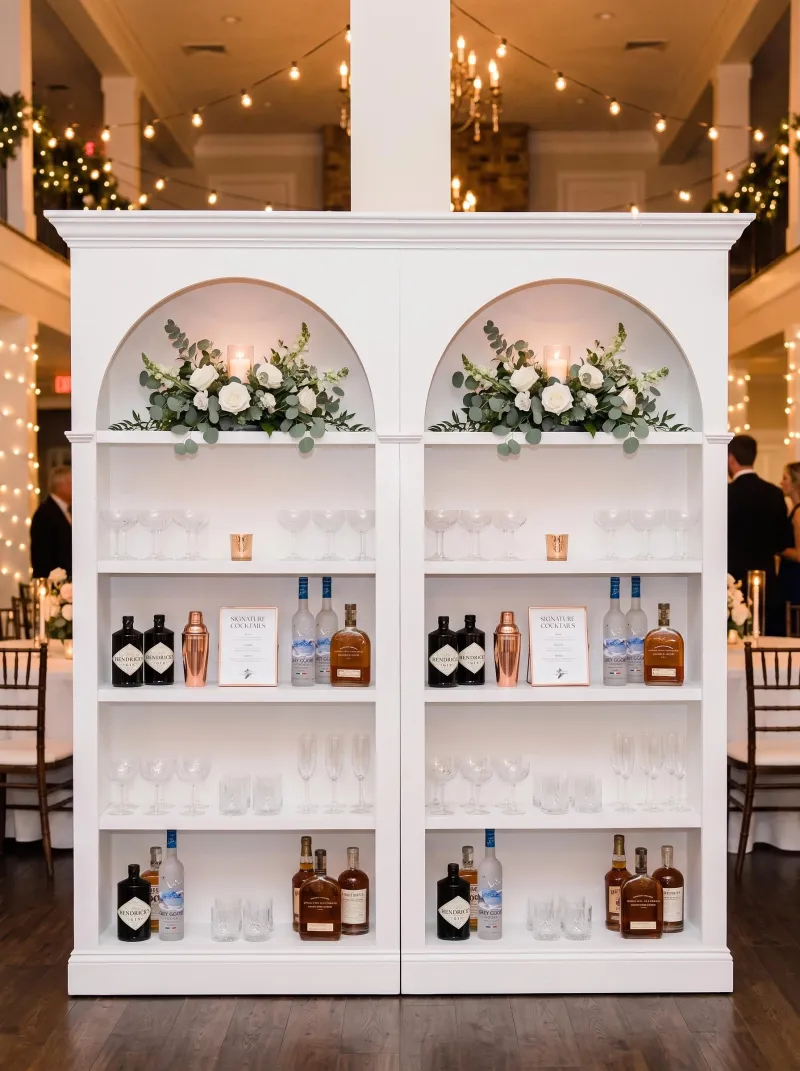 Colonial white Bar Back 8 ft 