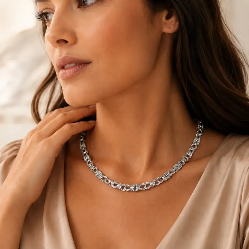 The Duchess Link Necklace
