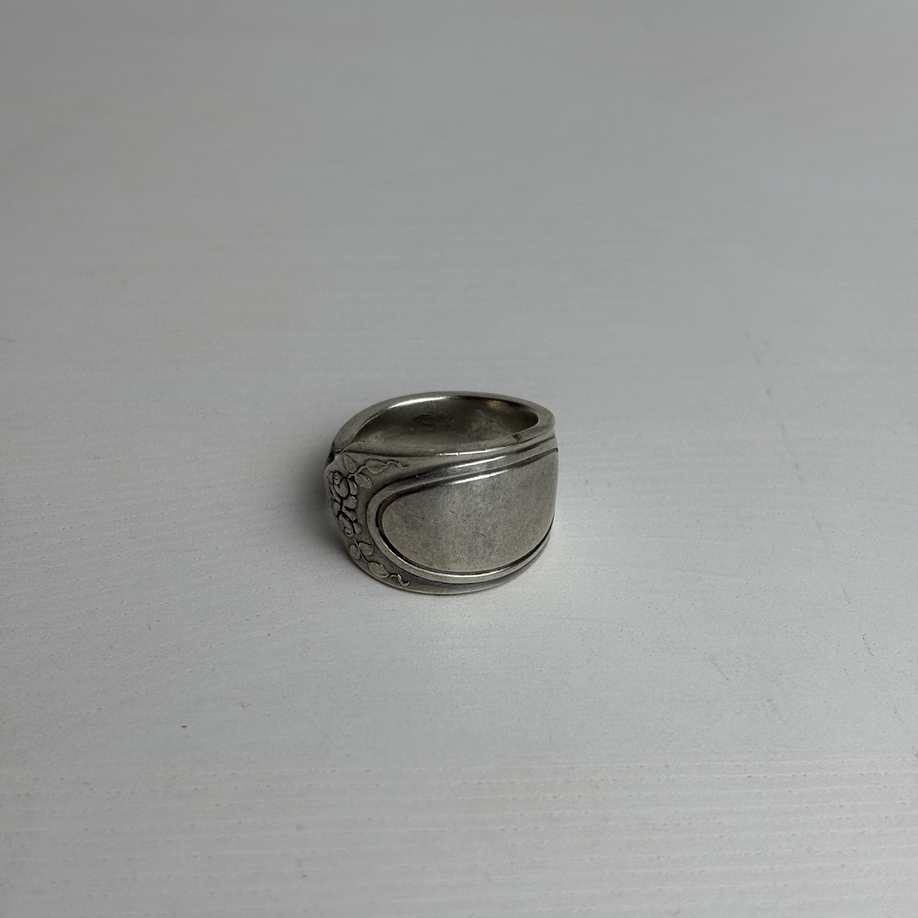 Luise - Versilberter Klassiker Ring