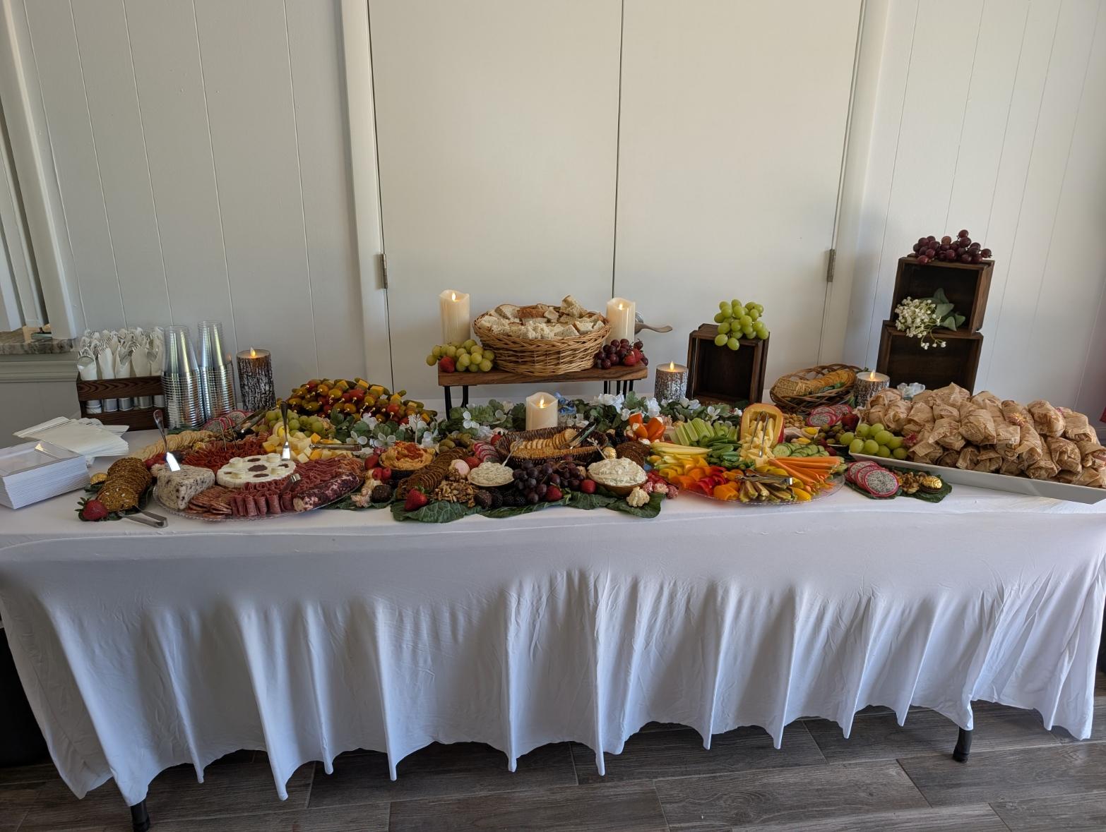 Deluxe Grazing Table Package