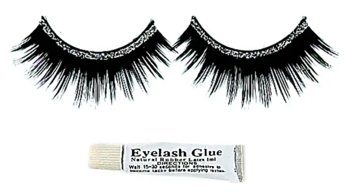 Dasha Eye Lashes in Black