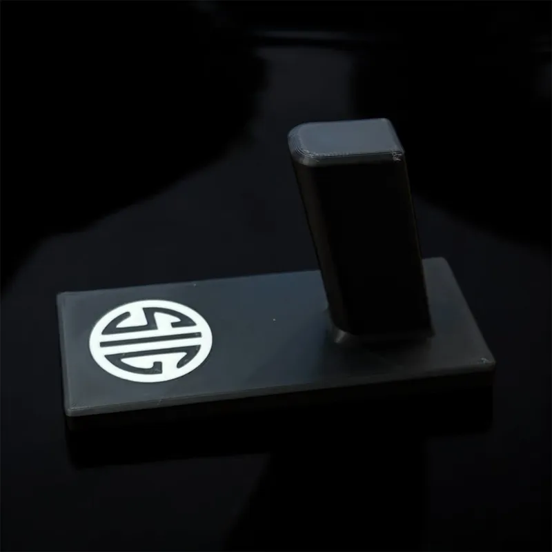 Sig Sauer Pistol Display Stand – Fits P320, P365, M17, M18 & P211