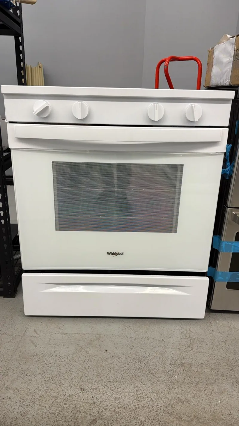 Whirlpool YWSES5030SW0 Smart Electric Stove – Air Fry, Air Bake, 5.3 Cu.Ft Oven, White