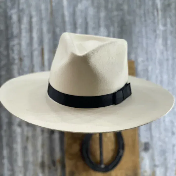Fedora- White