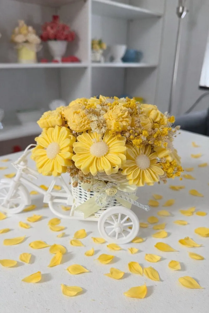 The “Bicycle of Light” Candle Bouquet