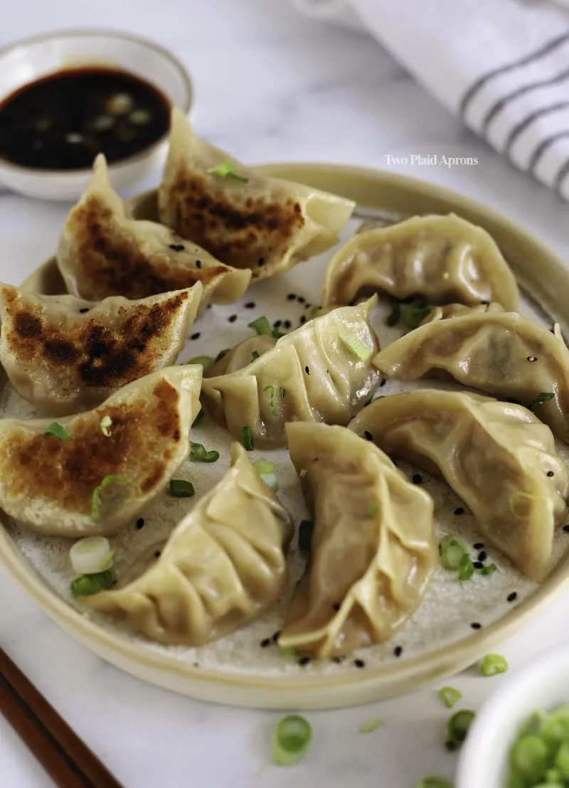 Pork Dumplings (12pc)