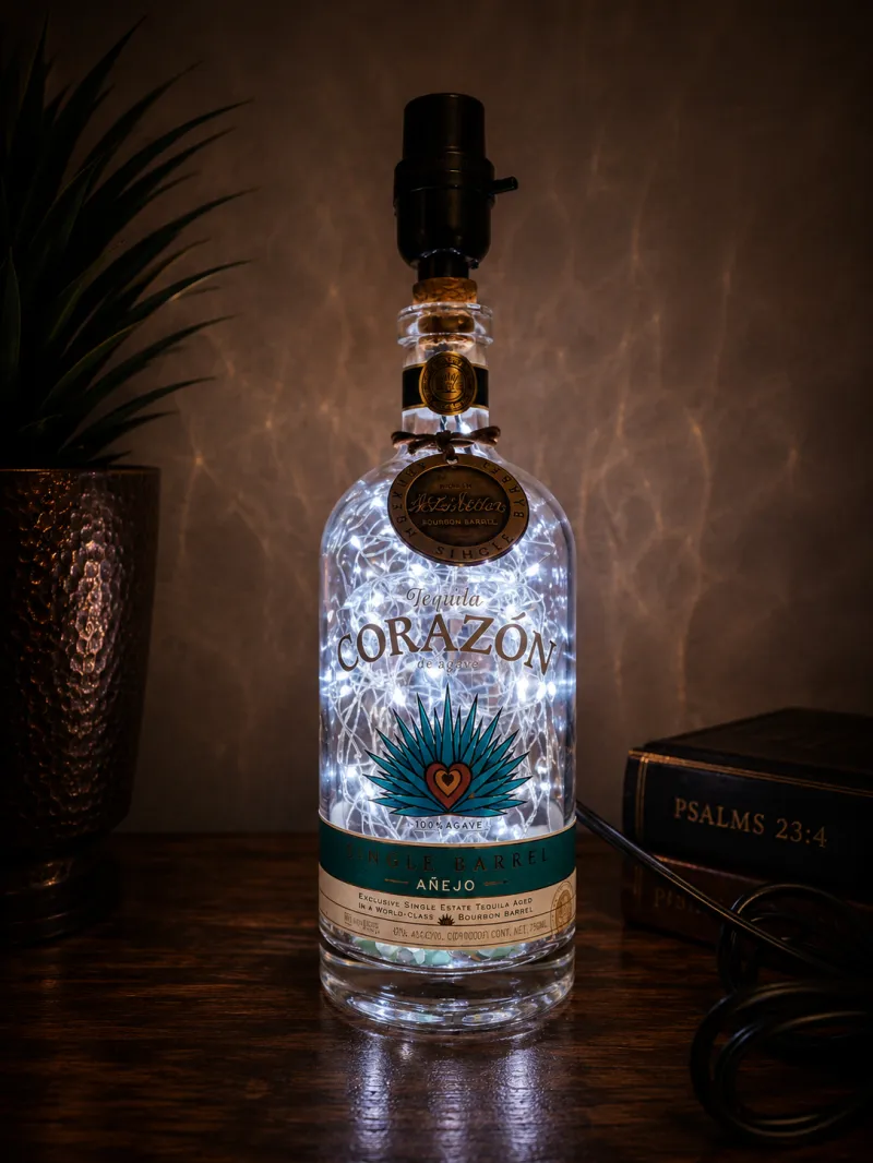 Corazón Tequila Bottle Lamp – Handcrafted Luxury Bar Décor