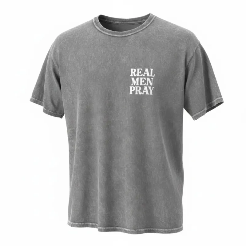 Real Men Pray graphic Tee