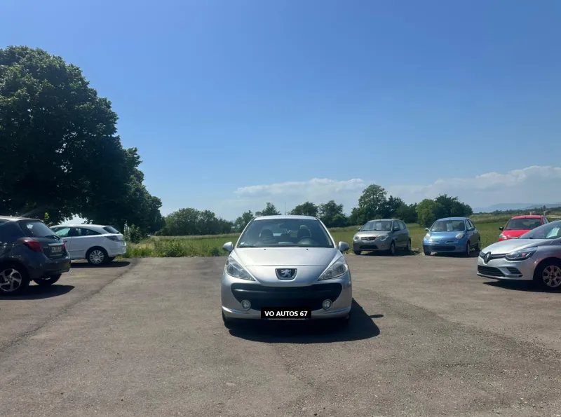Peugeot 207 1.4 Essence