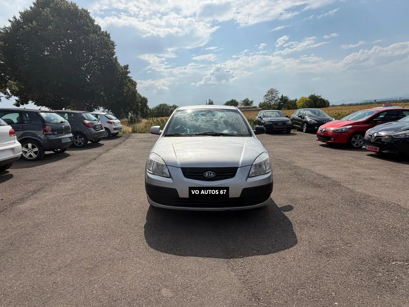 Kia Rio Essence