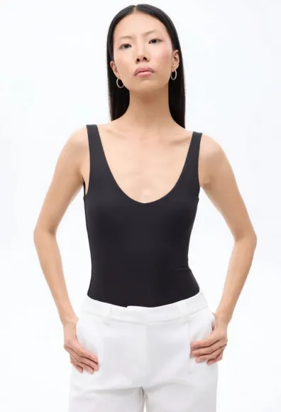 BLACK BODYSUIT