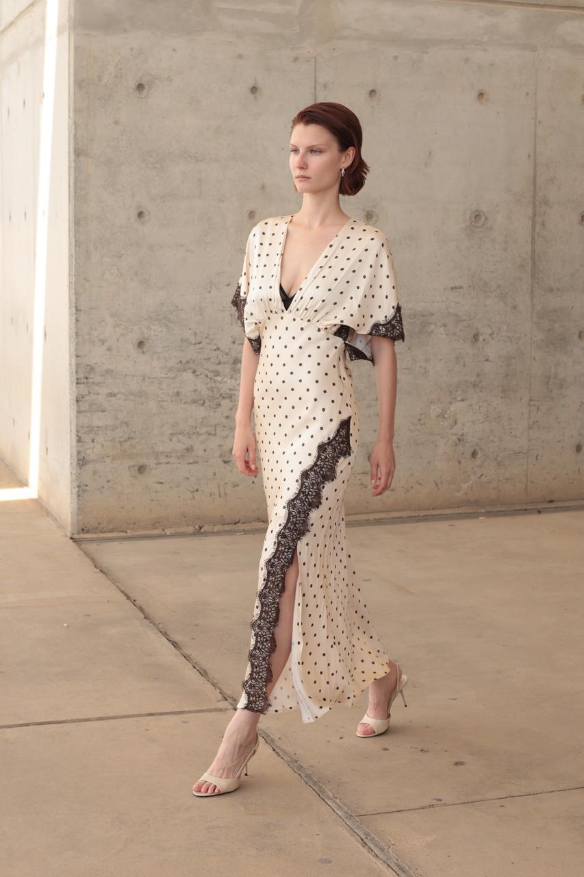 LONG DRESS WITH DOTS AND LACE DETAILING