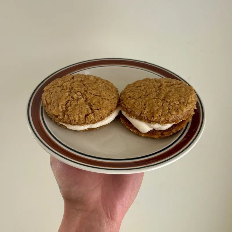 OATMEAL CREAM PIE COOKIES