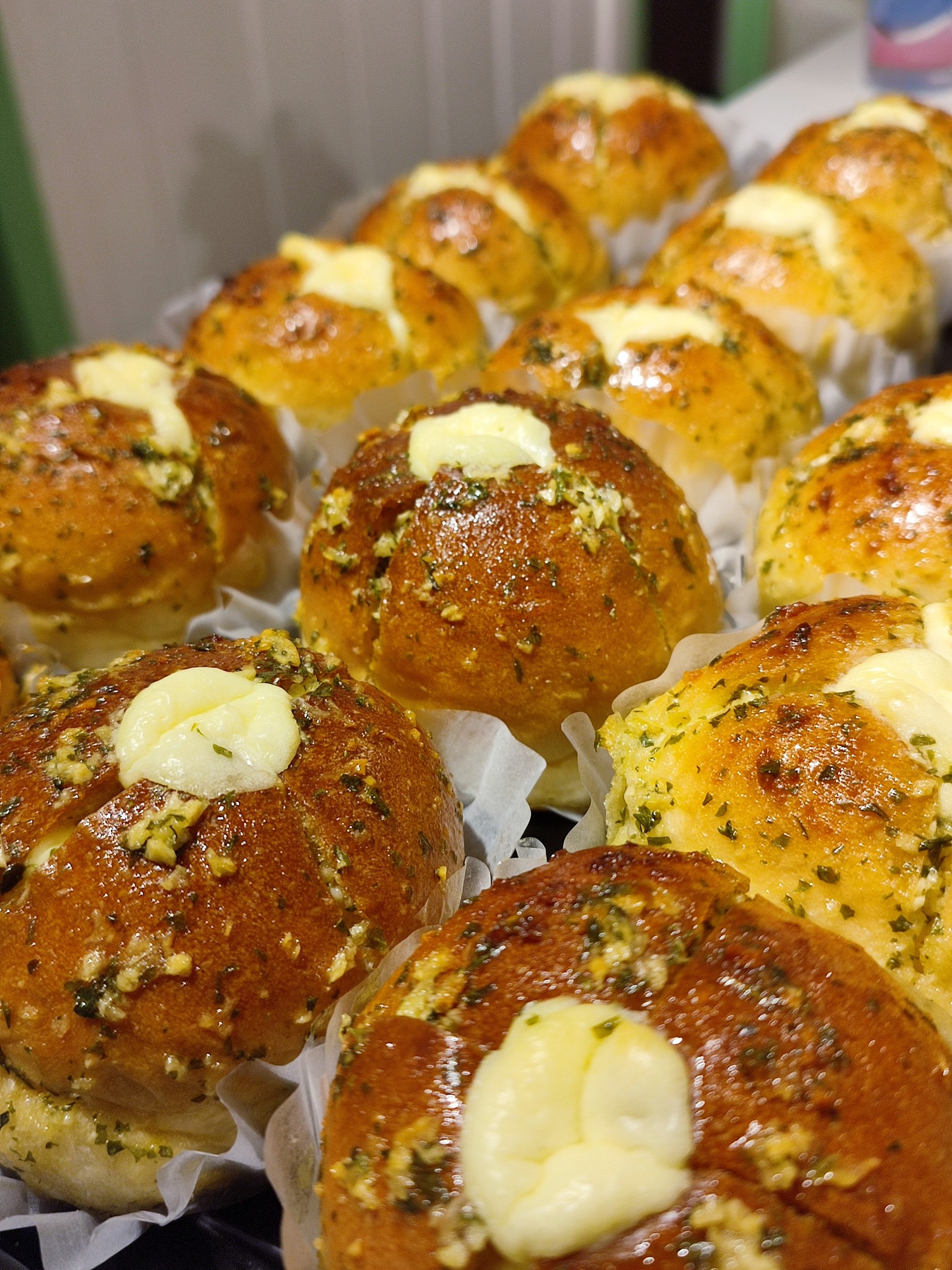 Garlic Cream Cheese Bread