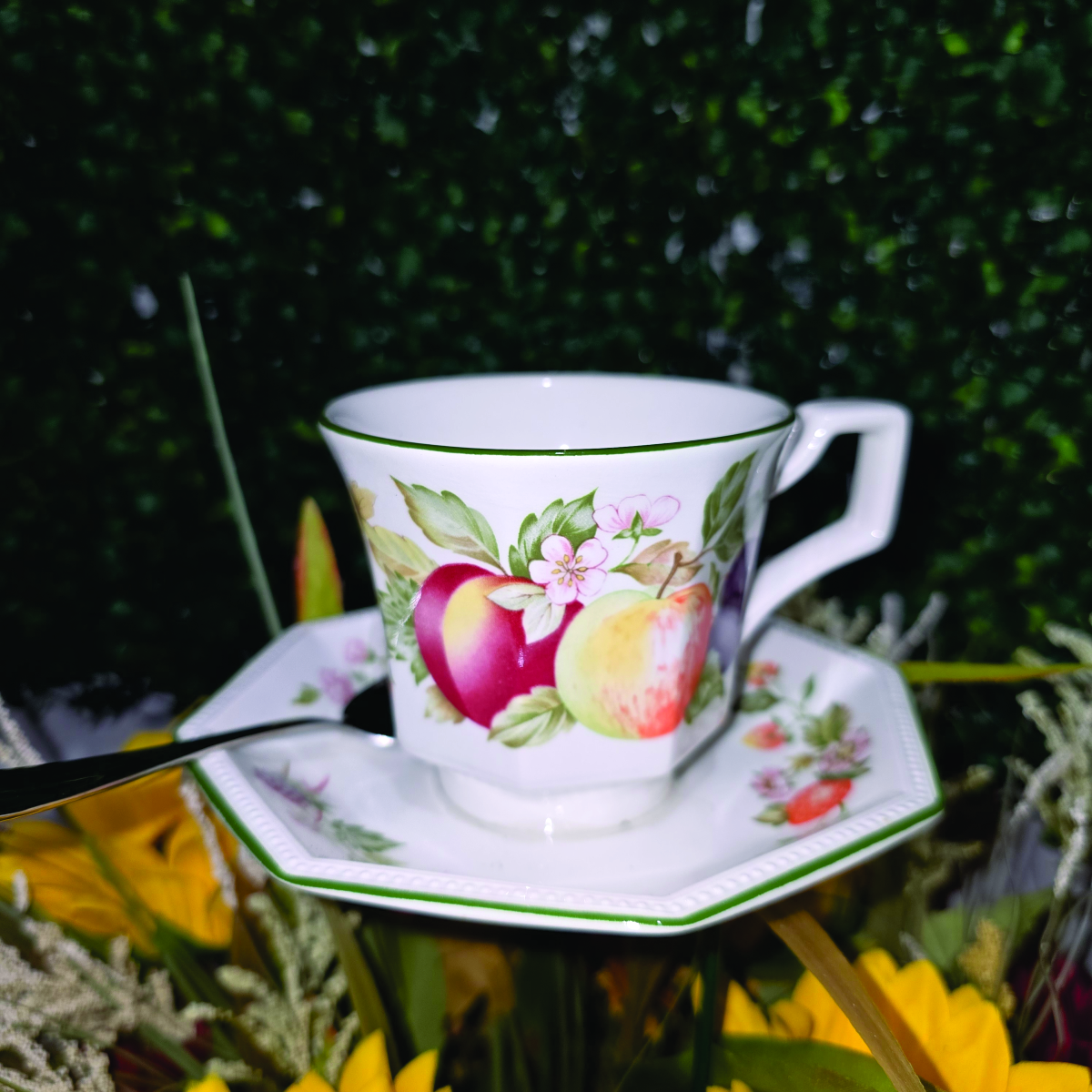Orchard Bloom Teacup Garden Bird Feeder