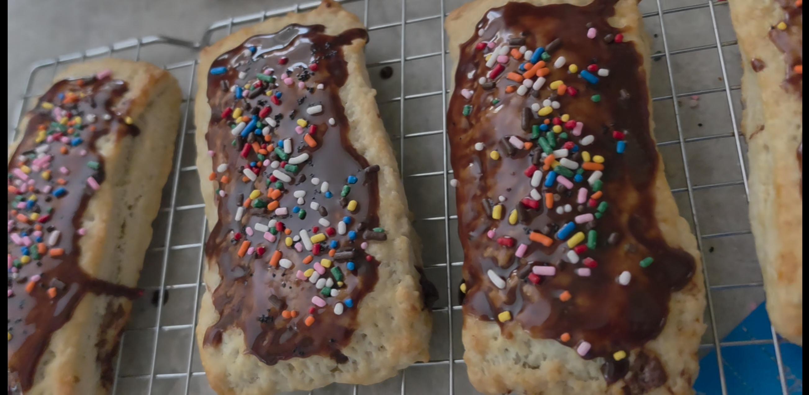 Chocolate Hazelnut Pop Tart (6)