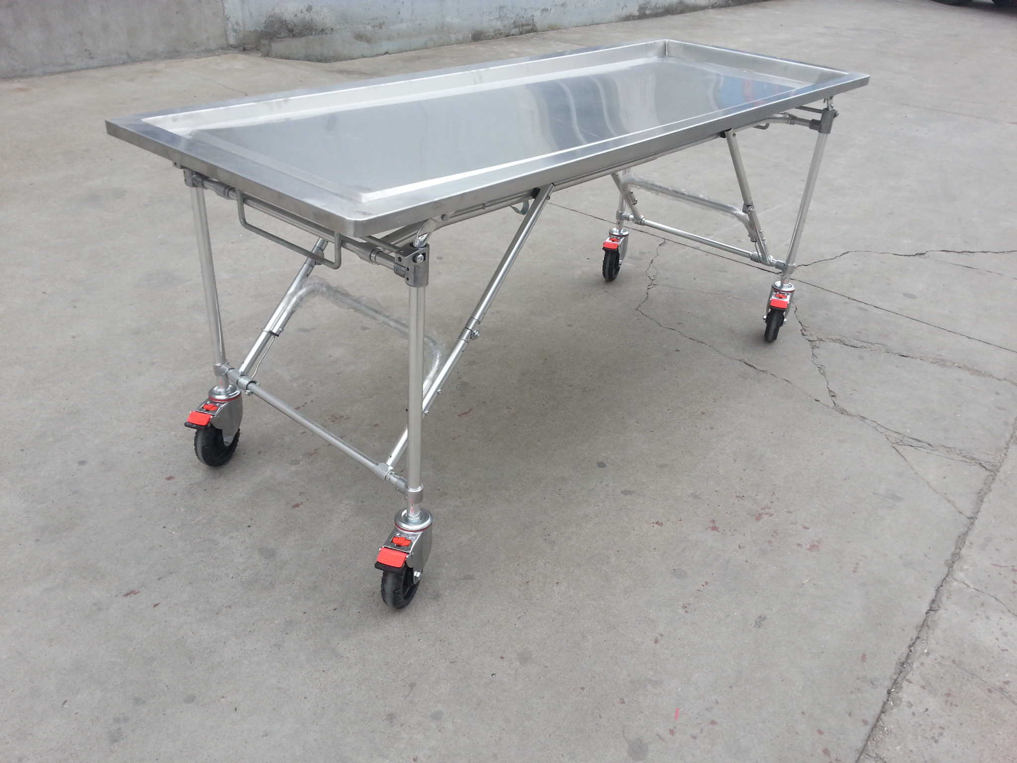 Folding and Height Adjustable Table