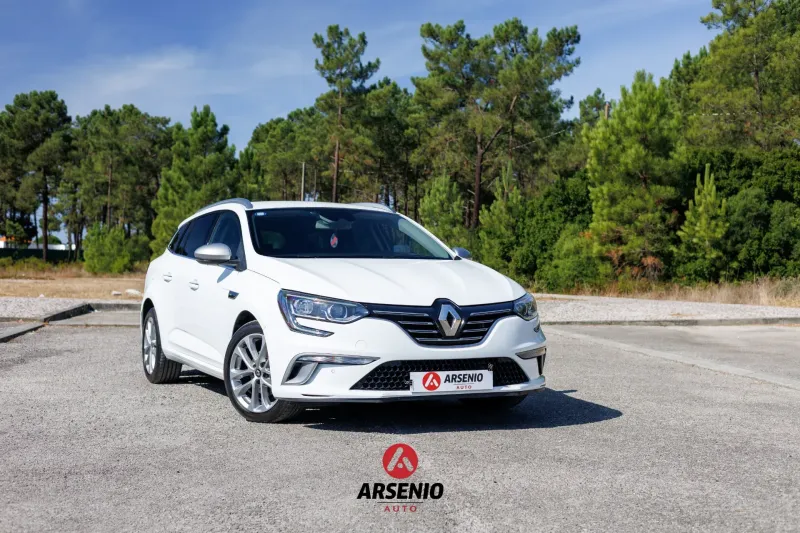 Renault Mégane Sport Tourer 1.5 Blue dCi GT Line||2020||78000km||Gasóleo||Manual||115CV||Em Stock