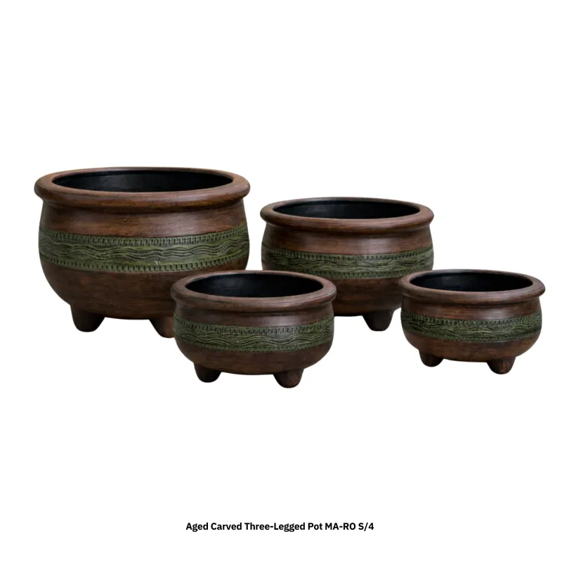 Aged Carved Three-Legged Pot MA-RO S/4 