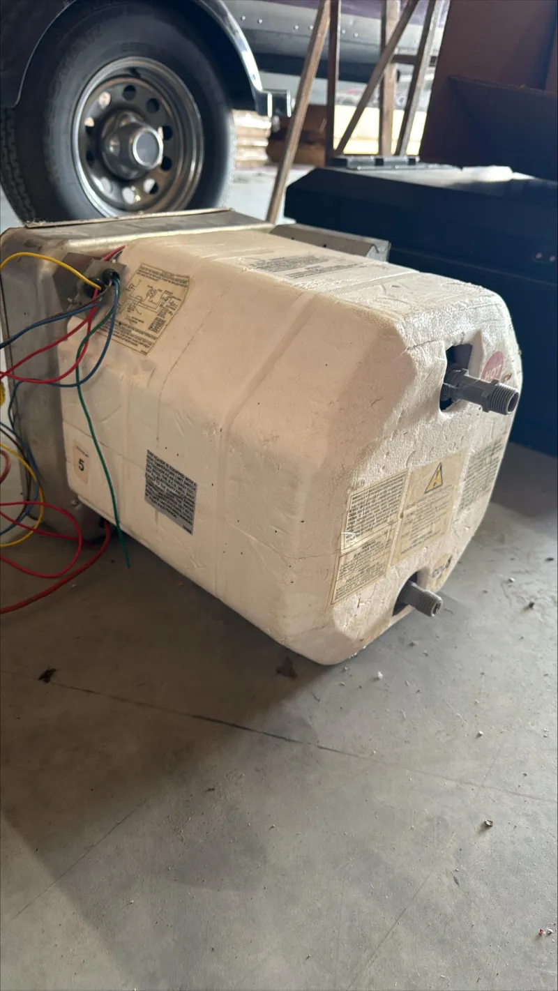 Suburban 4 Gallon Water Heater