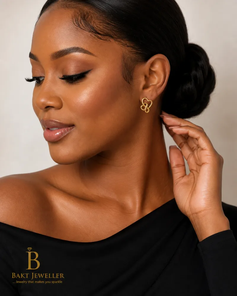  18k Gold Earring 