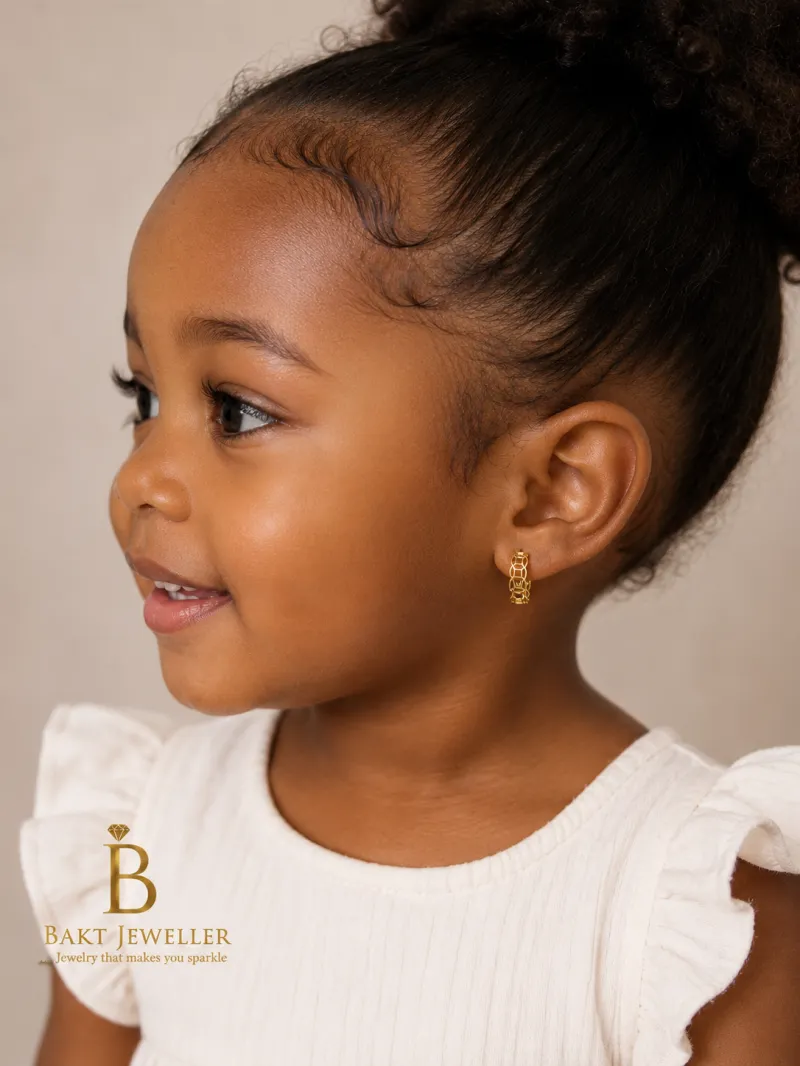 18k Gold Children Earring 1.4g