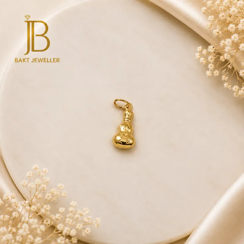 18k Gold Pendant 1.2g