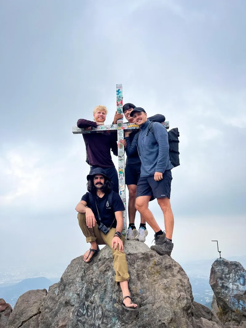 Group of friends on the summit of Ajusco