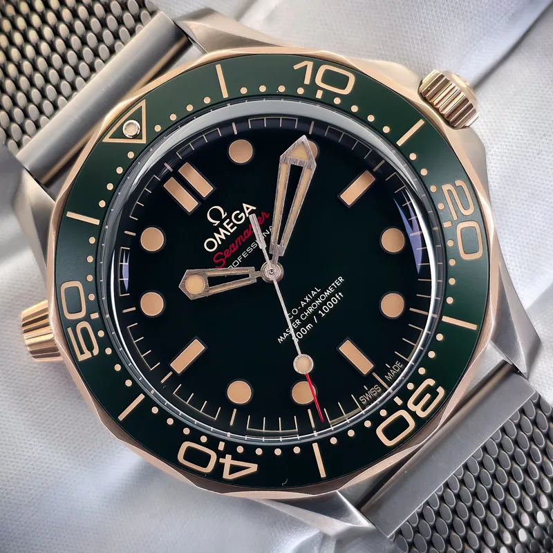 OMEGA SEAMASTER DIVER 300M TITANIUM & BRONZE GOLD | REF. 210.90.42.20.10.001 | GREEN DIAL | FULL SET