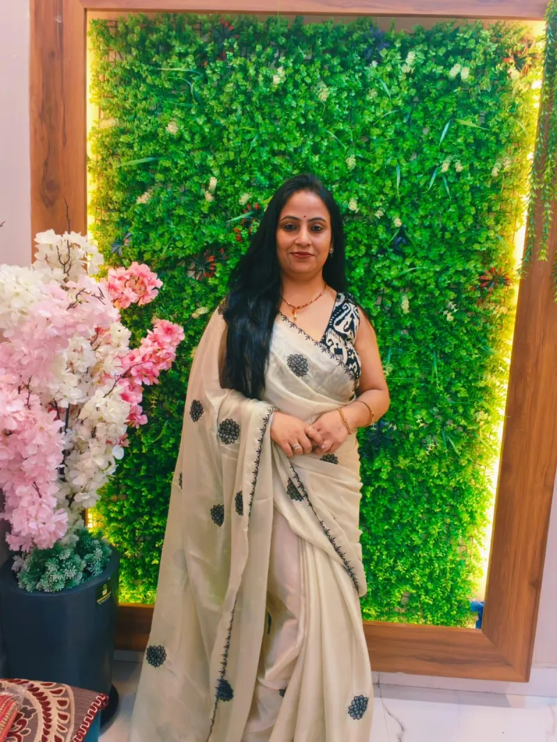 BLACK GOLDEN CRAP SILK SAREE