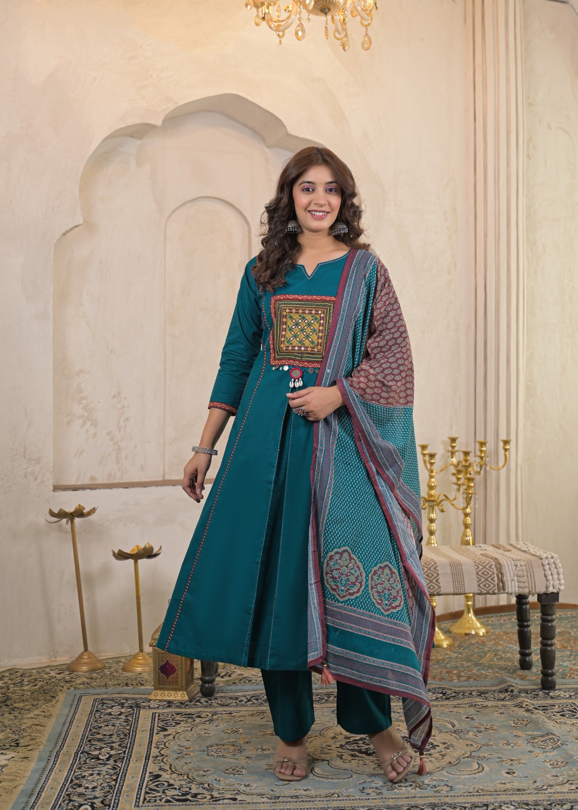 GUJRATI SHISHA & AJRAK 3 PIECE SET 2