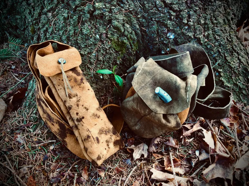 Large Custom Made Pouch - Naturally Dyed Buckskin - Whitetail Backstrap Sinew - Dyed Antler Toggle/Button (Cellphone Size)