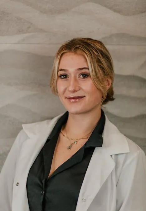 Dr. Alicja Krahelski - Aesthetic Doctor at Knightsbridge Advanced Beauty clinic