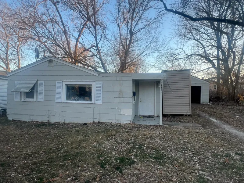 1527 East Decatur Street | Decatur, Illinois