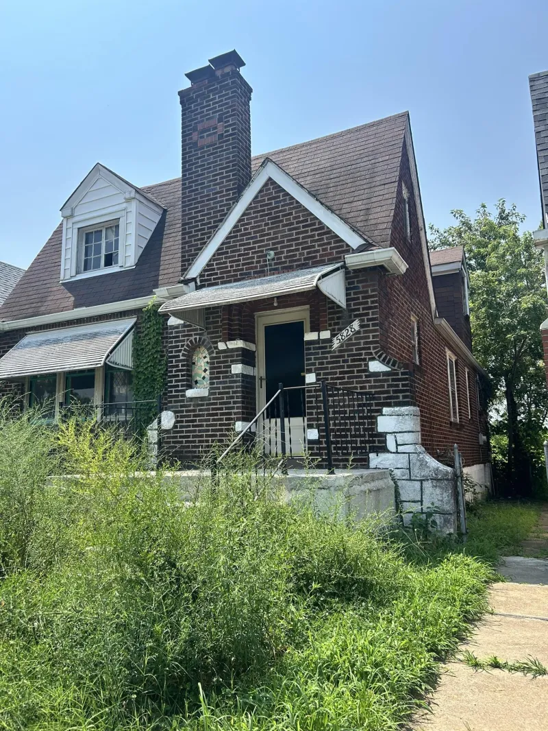 5828 Ferris Ave. St. Louis MO 63,120