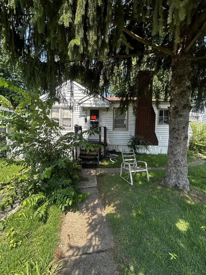 5621 Sunbury Ave, St. Louis, MO 63136, USA