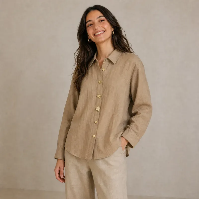 Camisa de Lino Oversized con Botones Dorados