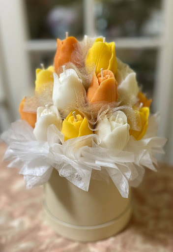 Tulip Garden Candle