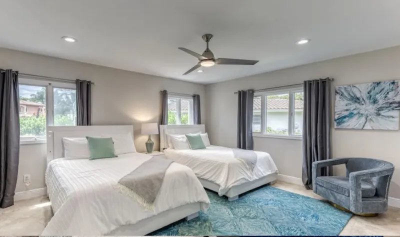 Room 4 - Villa Key