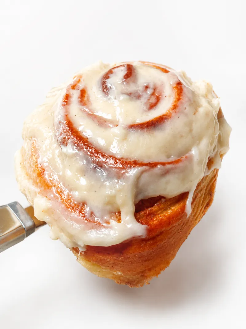 Classic | Bakery Style Cinnamon Rolls